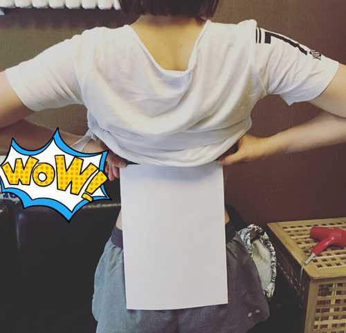 Trào lưu khoe vòng eo mỏng như giấy A4