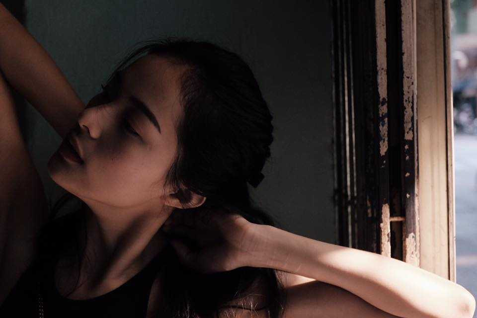 (VTC News) - Hạ Vi bất ngờ chia sẻ những hình ảnh xinh tươi sau tin đồn chia tay Cường đô la.