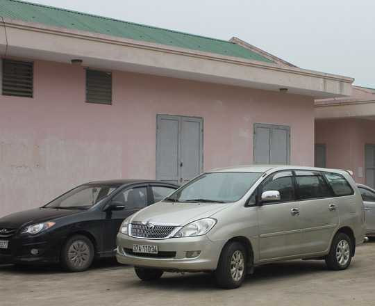 Một số xe ô tô đắt tiền mà Đặng Hồng Anh cùng đồng bọn lừa đảo, chiếm đoạt