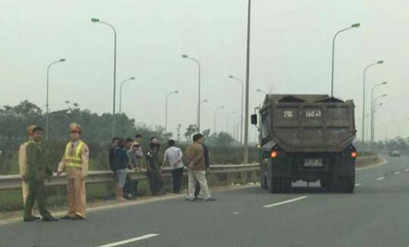 Hiện trường vụ tai nạn - Ảnh: otofun