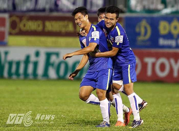 HAGL hiện đang ở top đầu V-League