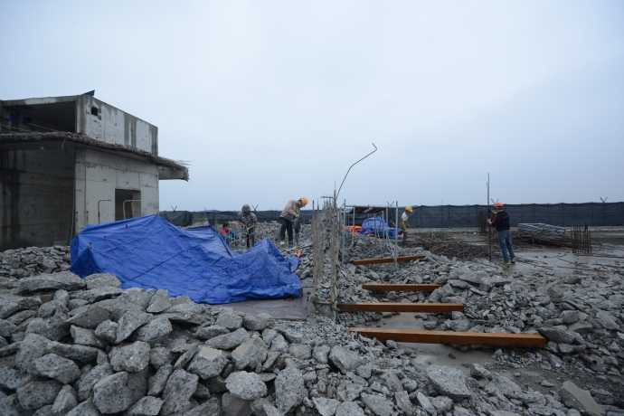 Cư dân mua nhà tại 8B Lê Trực như 'ngồi trên đống lửa'