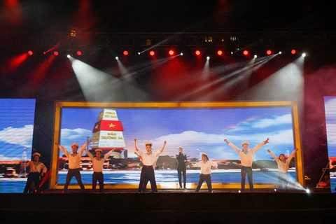 Những tiết mục ấn tượng hướng về biển đảo quê hương trong Đại nhạc hội “Khí phách Đại Việt”