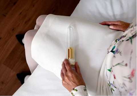 Dương vật giả có thể đựng 21 gram tro cốt