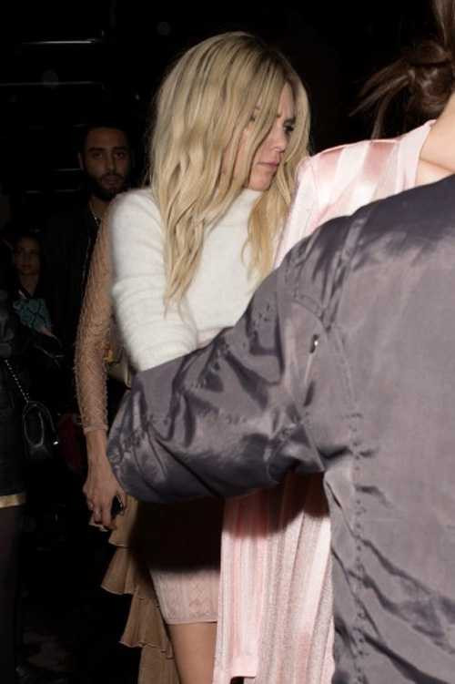 Thực hư việc em gái Kim 'siêu vòng 3' đánh phóng viên ảnh