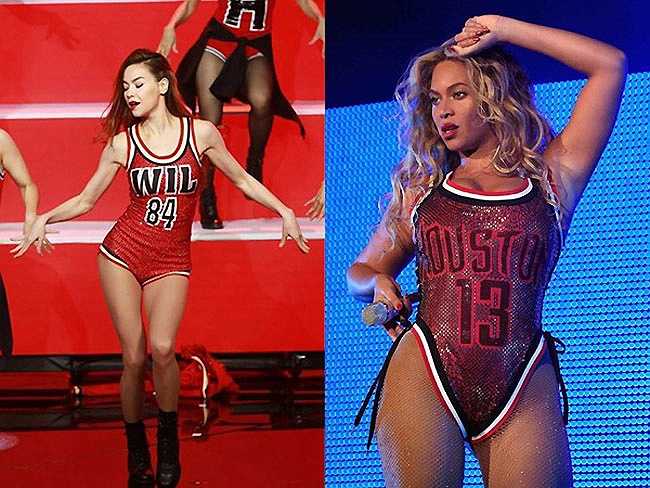 Trang phục diễn kiểu này cũng từng bị cho là 'nhái' của Beyonce. Tuy nhiên, Hà Hồ và nhà thiết kế đều khẳng định, việc mặc trang phục in số tương tự là xu hướng chung.