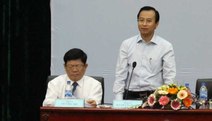 Bí thư Xuân Anh cho rằng nhiều thanh niên phí thời gian cho các buổi cà phê, nhật nhẹt. Ảnh: Tấn Việt.