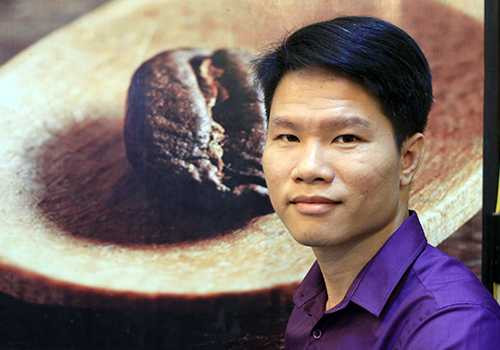 Anh Lê Công Phúc tự ứng cử vào HĐND cấp phường và thành phố Đà Nẵng. Ảnh: Nguyễn Đông.