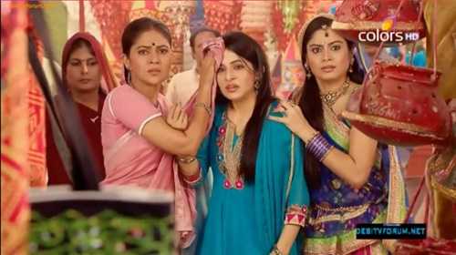 Nữ diễn viên bị ghét nhất 'Cô dâu 8 tuổi' tiết lộ đời tư