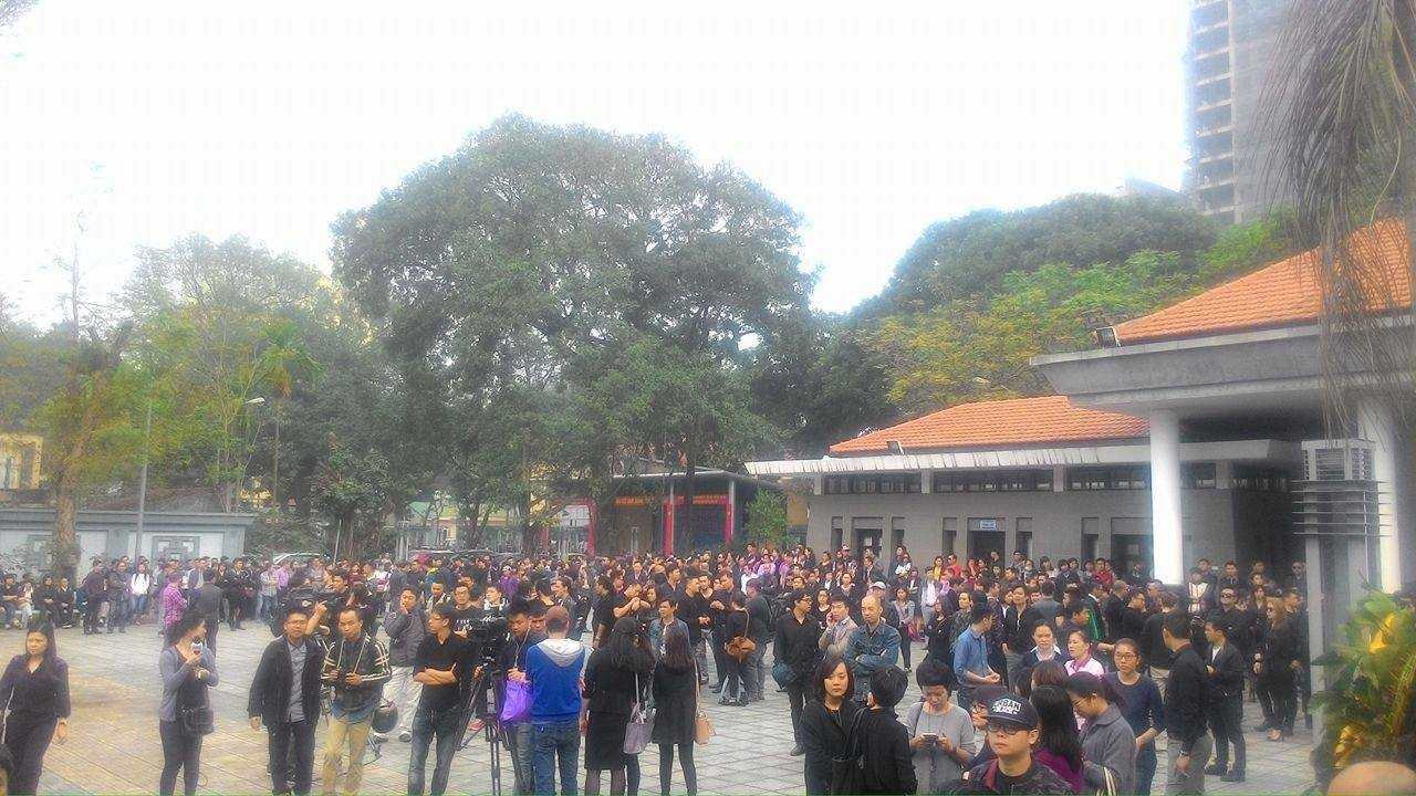 Ông Đinh La Thăng đến viếng rocker Trần Lập