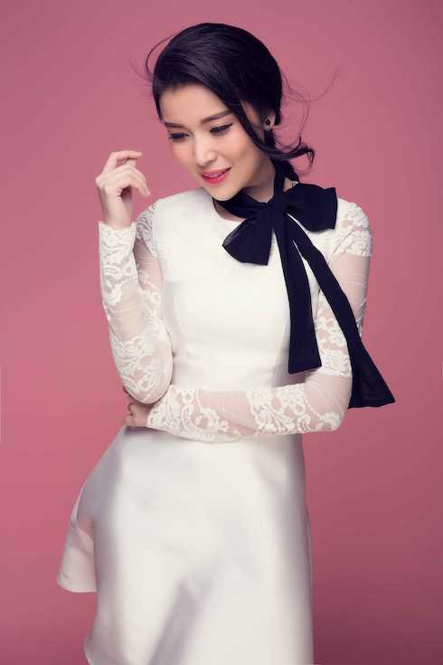 Bên cạnh đó, Cao Thái Hà lần đầu đảm nhận vai phản diện đầu tiên sau gần 10 phim vào vai chính diện. 