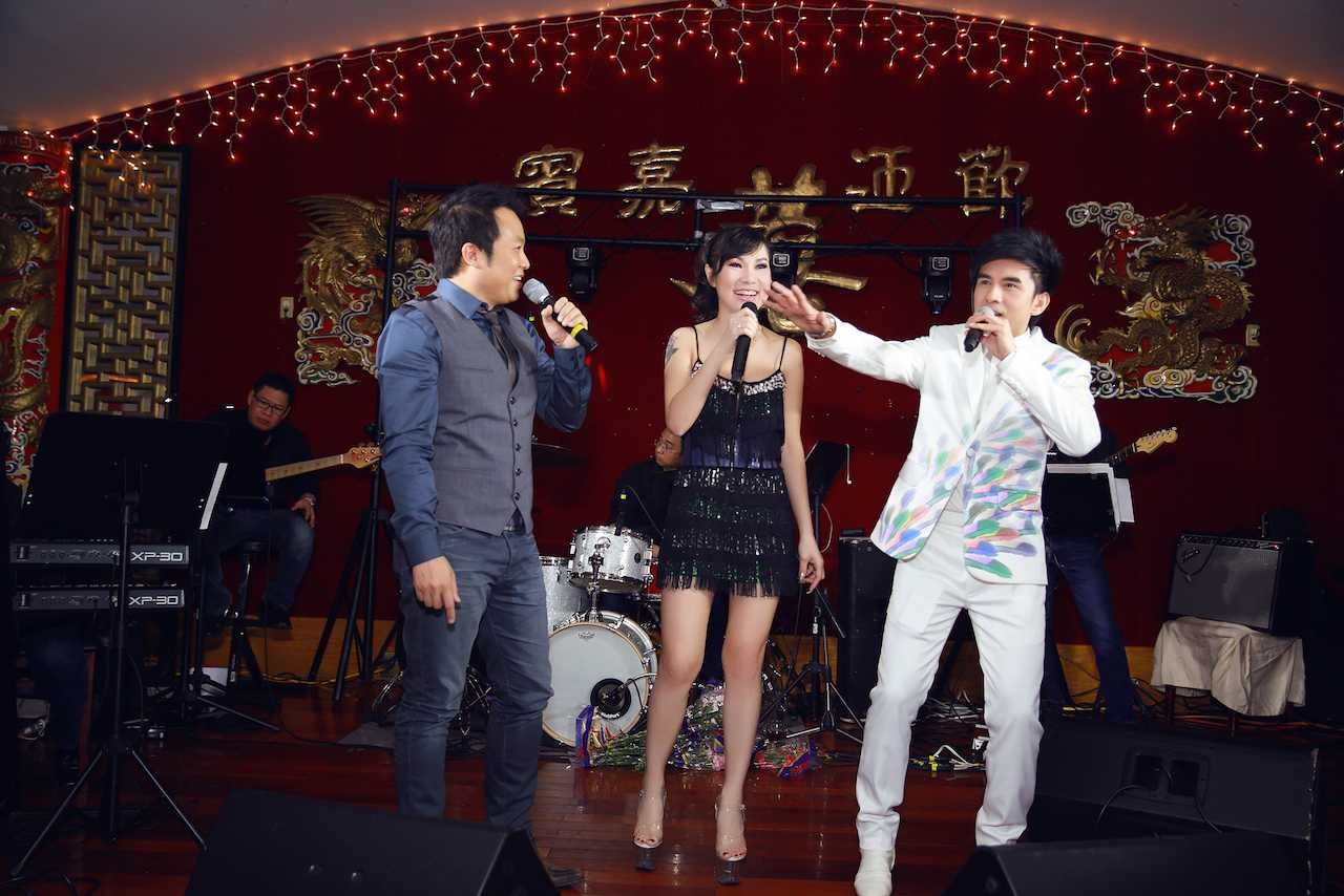 Đan Trường sánh vai ngọt ngào cùng Kavie Trần