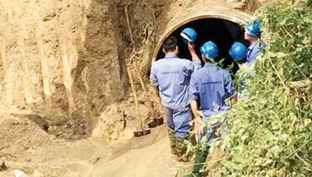 Đường nước sông Đà về Hà Nội đã 17 lần bị vỡ.