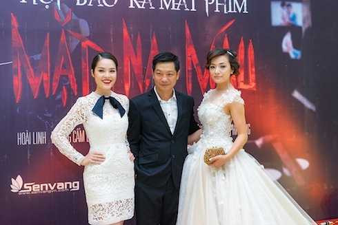 Dương Cẩm Lynh và Tinna Tình thành tình địch. 