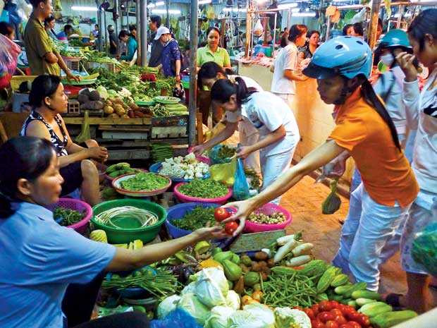 Lạm phát tăng mạnh, vùng núi sống 'sang' hơn cả Thủ đô