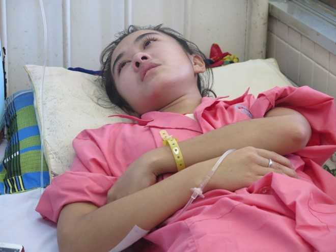 Vi đang điều trị tại Bệnh viện Chợ Rẫy. Ảnh: Khánh Trung