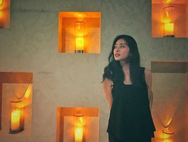 Đạo diễn 'Kong: Skull island' đi xe máy cùng Ngô Thanh Vân