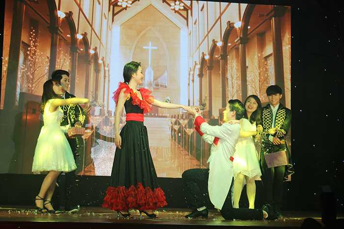 Lộ diện Hoa khôi xinh đẹp Học viện Báo chí năm 2016