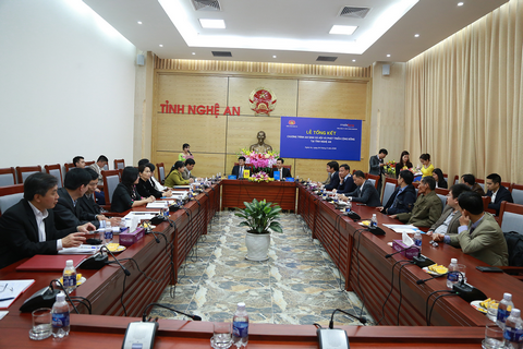 Các đại diện tham dự Lễ tổng kết chương trình an sinh xã hội của MobiFone tại Nghệ An Các đại diện tham dự Lễ tổng kết chương trình an sinh xã hội của MobiFone tại Nghệ An