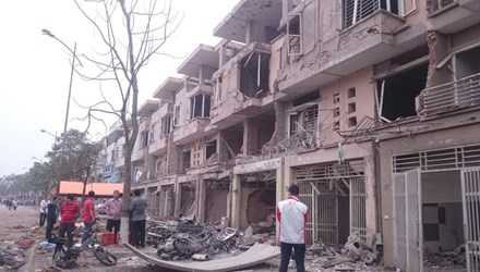 Hiện trường tan hoang sau vụ nổ.