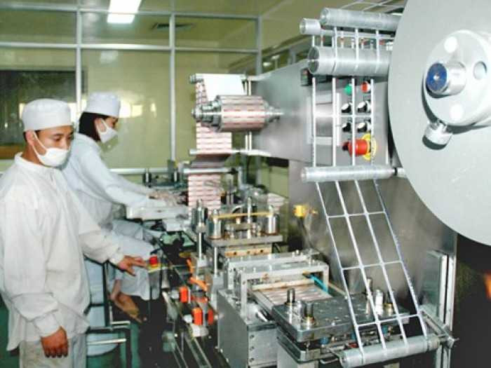Dây chuyền sản xuất viên nang mềm ở Công ty CP Dược phẩm Hà Tây 
