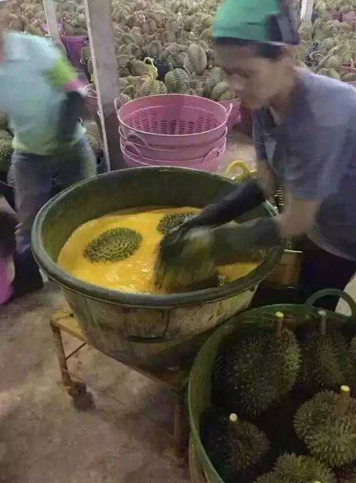 Thực phẩm đẹp nhờ nhuộm hóa chất, những thông tin rợn người