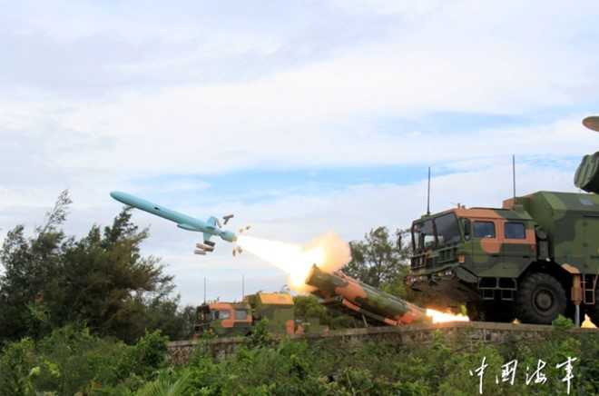 Hình ảnh tên lửa chống hạm tầm xa YJ-62 của Trung Quốc đăng trên trang web của Hải quân Trung Quốc