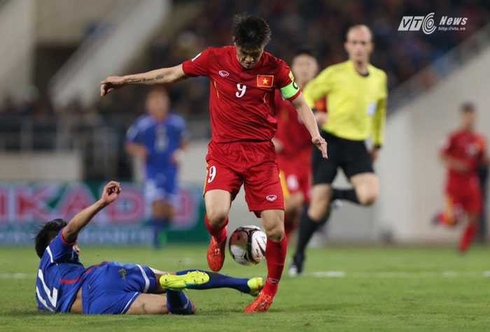 Công Vinh là át chủ bài của Hữu Thắng