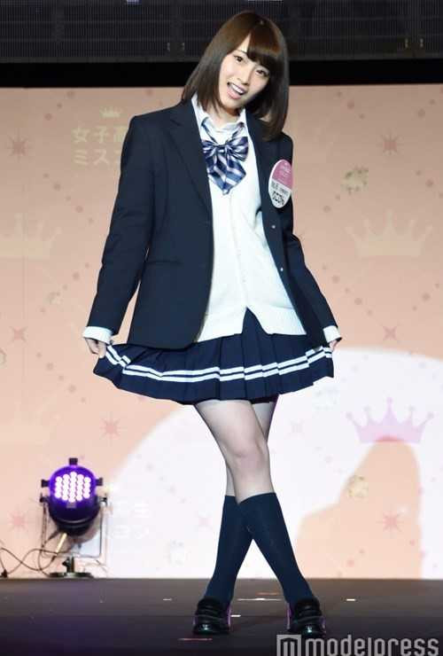Xuất hiện nữ sinh xinh đẹp nhất Nhật Bản