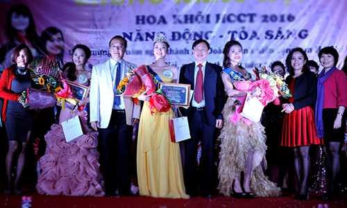 Lộ diện hoa khôi xinh đẹp trường CĐ Thương mại và Du lịch Hà Nội