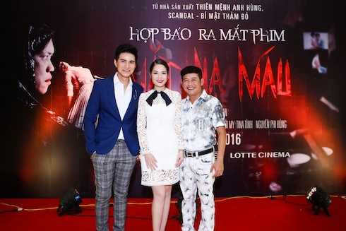 Điểm nhấn của bộ phim chính là lần đầu tiên NSƯT Hoài Linh thủ 3 vai, trong đó hầu hết là những thể loại vai lần đầu được cây hài Việt Nam thể nghiệm. Dù đã từng tuyên bố rằng sẽ không bao giờ giả gái nữa trước đó nhưng sau khi đọc kịch bản từ nhà sản xuất và cảm thấy việc giả gái là một mắt xích quan trọng của bộ phim nên NSƯT Hoài Linh đã 'phá lệ' và hóa thân thành vai nữ một lần nữa. Điểm nhấn của bộ phim chính là lần đầu tiên NSƯT Hoài Linh thủ 3 vai, trong đó hầu hết là những thể loại vai lần đầu được cây hài Việt Nam thể nghiệm. Dù đã từng tuyên bố rằng sẽ không bao giờ giả gái nữa trước đó nhưng sau khi đọc kịch bản từ nhà sản xuất và cảm thấy việc giả gái là một mắt xích quan trọng của bộ phim nên NSƯT Hoài Linh đã 'phá lệ' và hóa thân thành vai nữ một lần nữa.