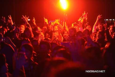 Với khán giả, dù Trần Lập không còn nữa nhưng những bài hát khích lệ tinh thần của anh vẫn sống mãi trong lòng họ. 