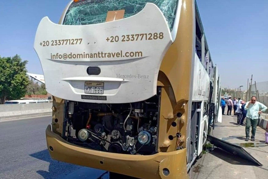 Xe buýt chở du khách bị tấn công gần kim tự tháp Giza