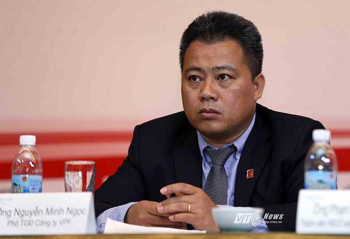truong-giai-v-league-cang-thang-gala-tong-ket-chi-tron-vai-8