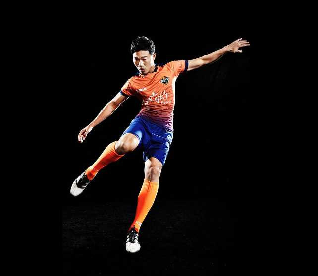 Xuan Truong bi chan thuong