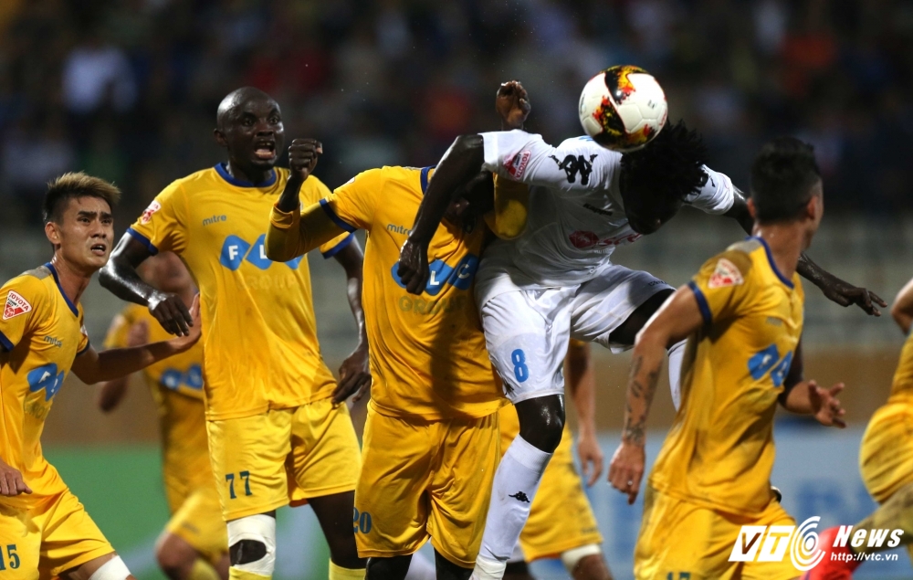 19 NQM - HA NOI FC vs FLC THANH HOA 06
