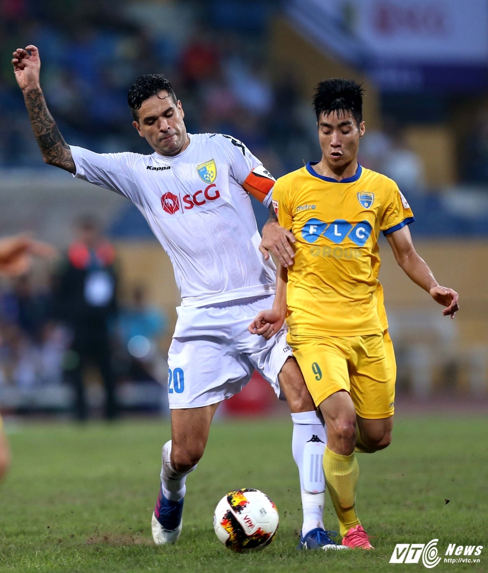 19 NQM - HA NOI FC vs FLC THANH HOA 08