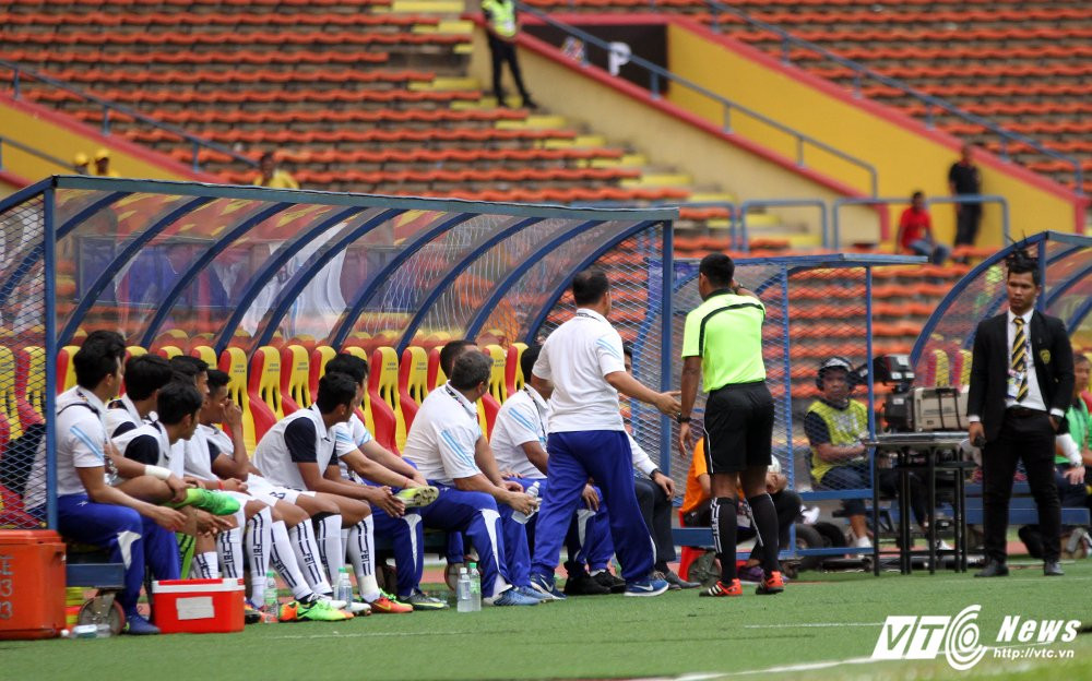 Tro ly HLV U22 Campuchia (9) 7