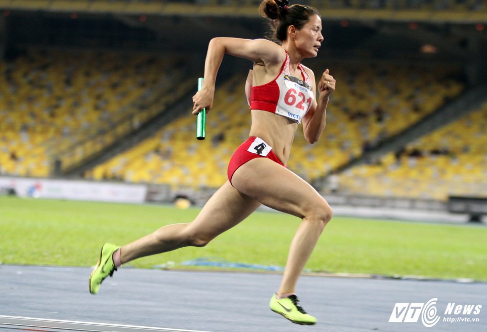 Nguyen Thi Huyen 4x400m (3)