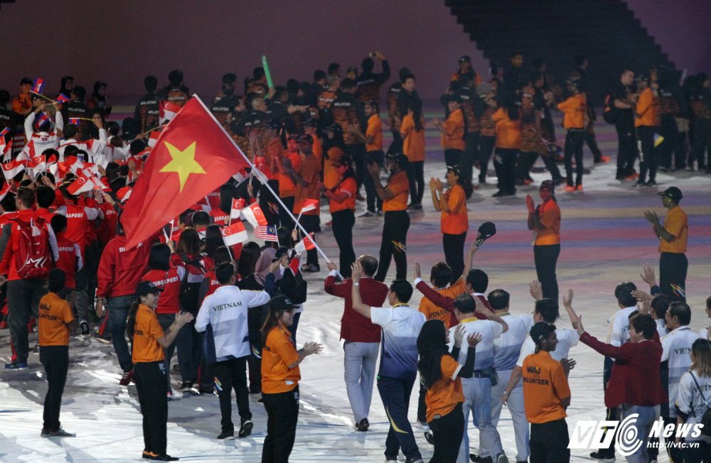 Doan Viet Nam 6