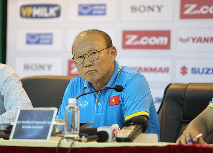 tuyen-viet-nam-dung-tuong-bo-khi-thay-park-tha-thinh