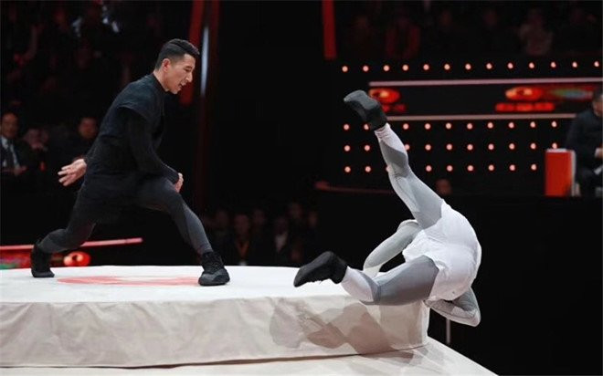 09f0a5f571ec42db817ca38b8786dfa6 3