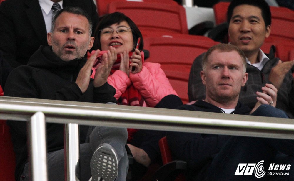 Giggs (6) 7
