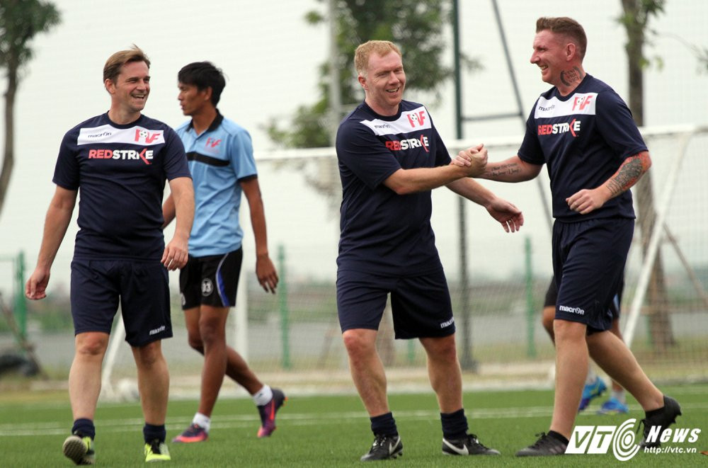 Giggs vs Scholes (12) 10