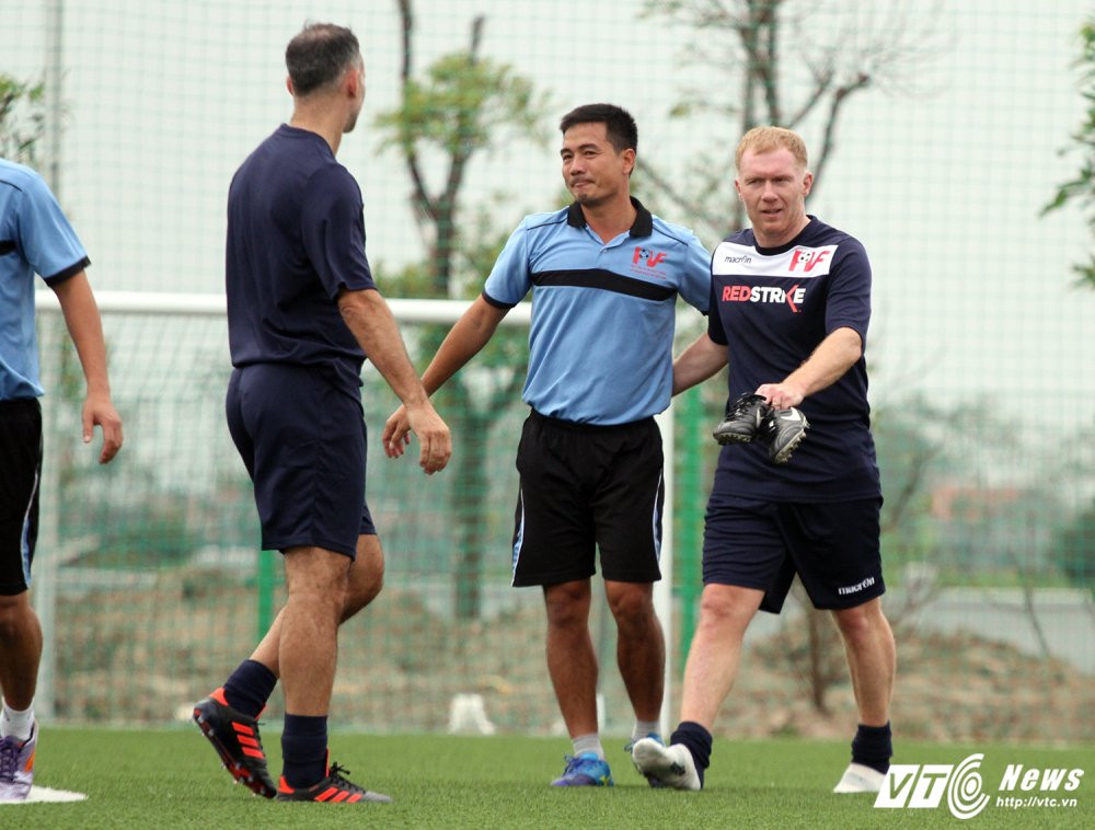 Giggs vs Scholes (16) 12