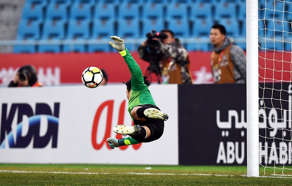 Tien Dung cuu thua 3