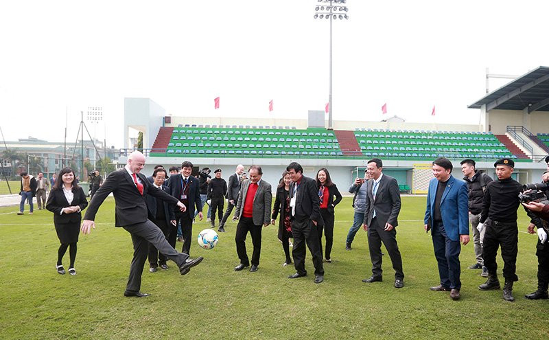 Chu tich FIFA (2) 15