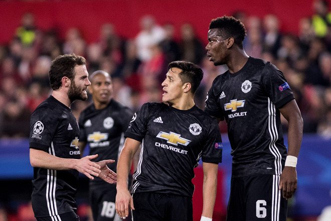 01h_man_utd_1 3