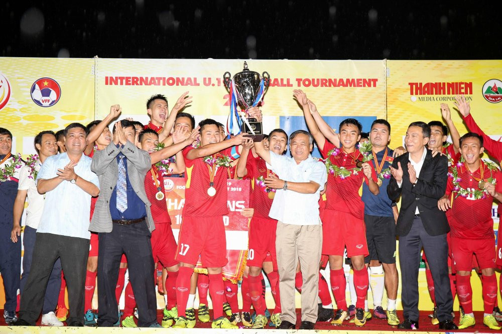 U19 Viet Nam (7) 8