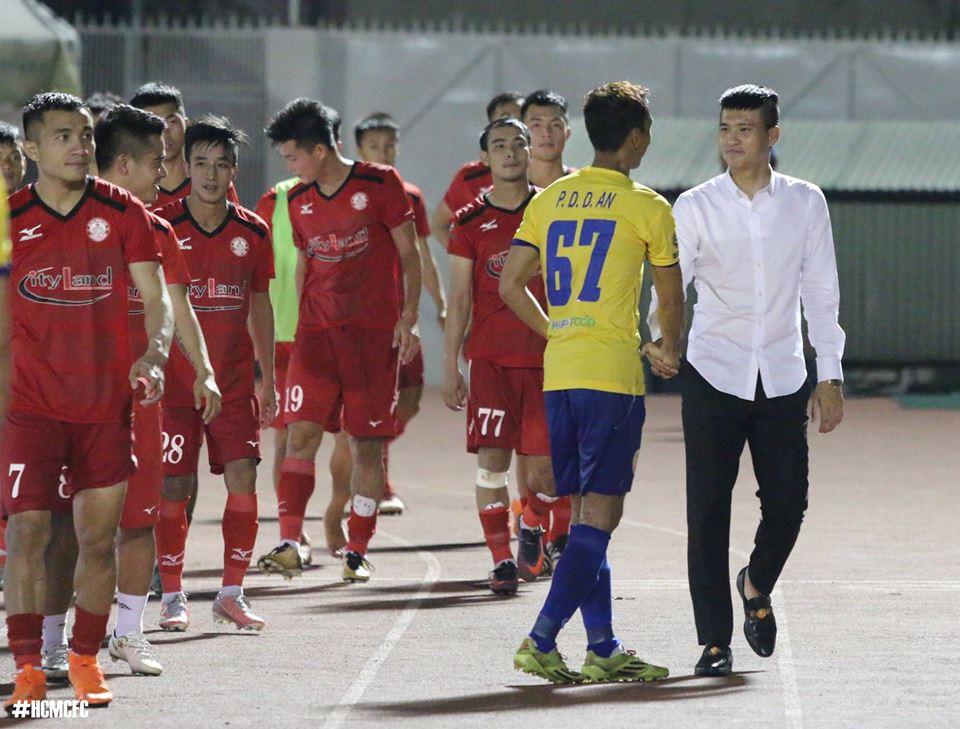 TP.HCM vs Dong Thap (6) 8